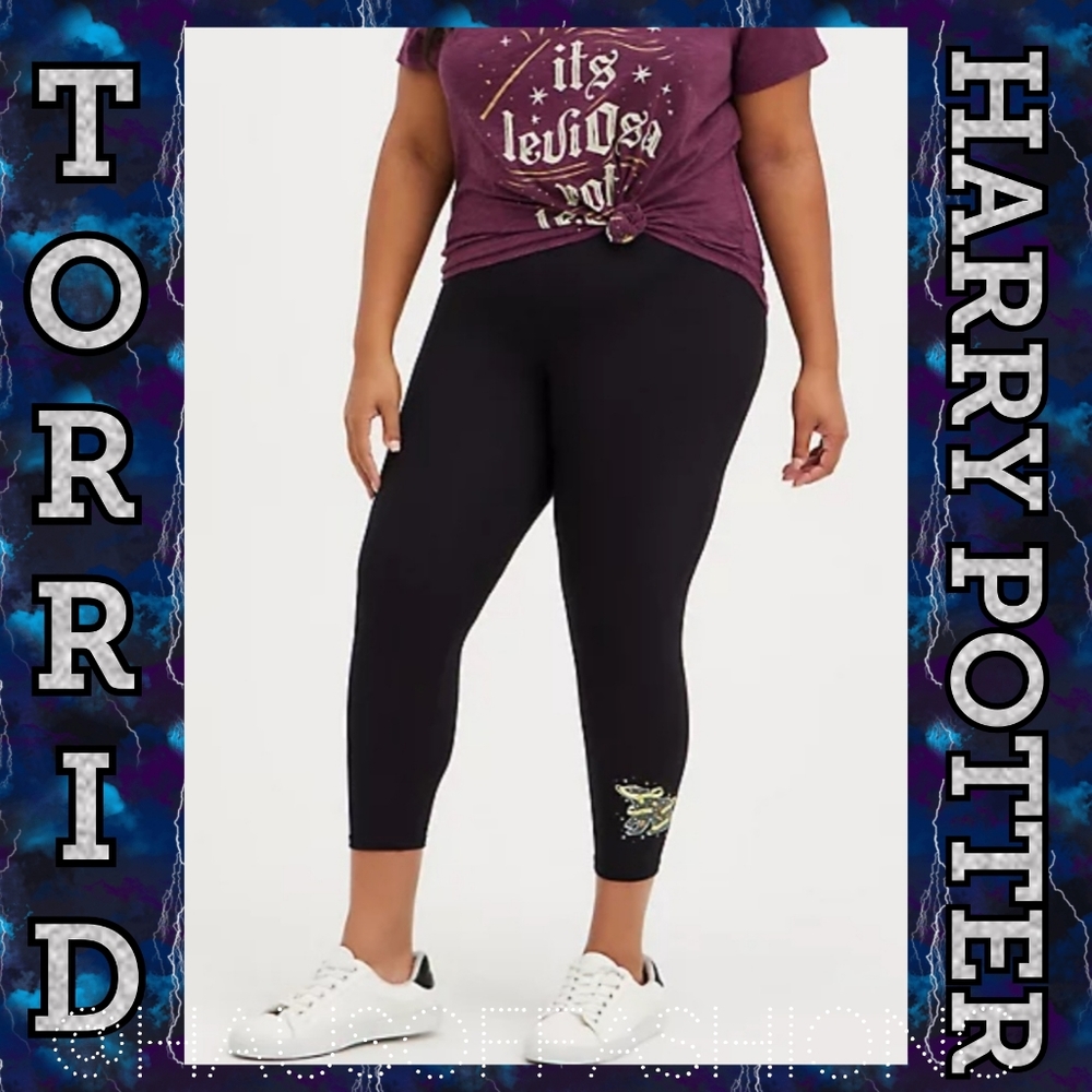 TORRID HARRY POTTER Hufflepuff Crop Leggings! NWT!